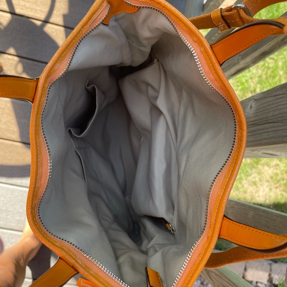 🧡Signature COACH hand bag - Picture 12 of 13